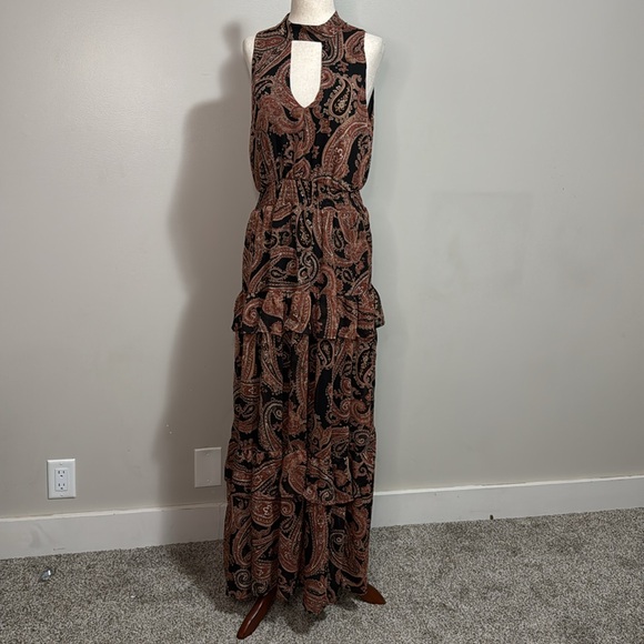 Dress Forum Dresses & Skirts - DRESS FORUM Women's Rustic Paisley Ruffled Halter Dress Size S